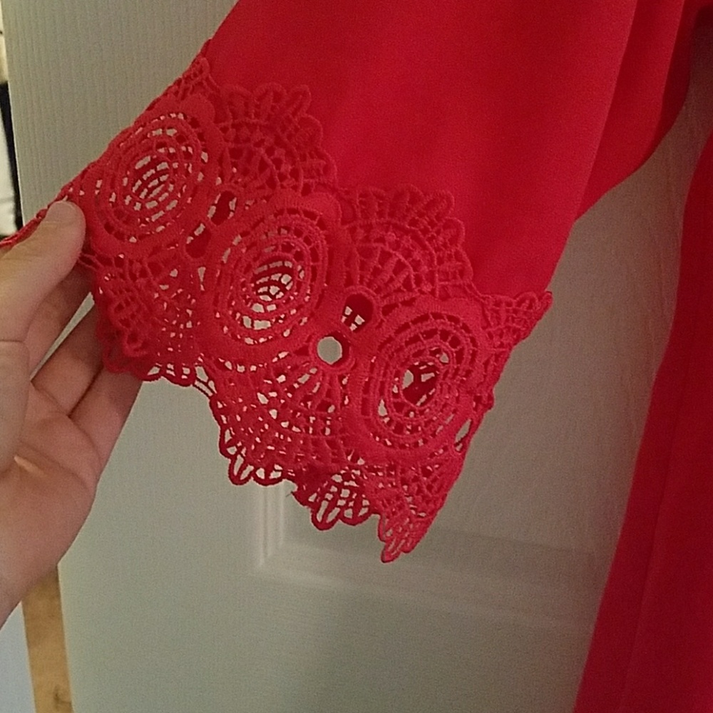 Top - Picture 2 of 3